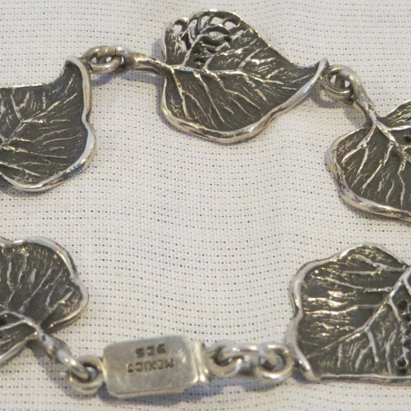 Sterling “Leaf” Link Bracelet Bangle - Picture 6 of 6